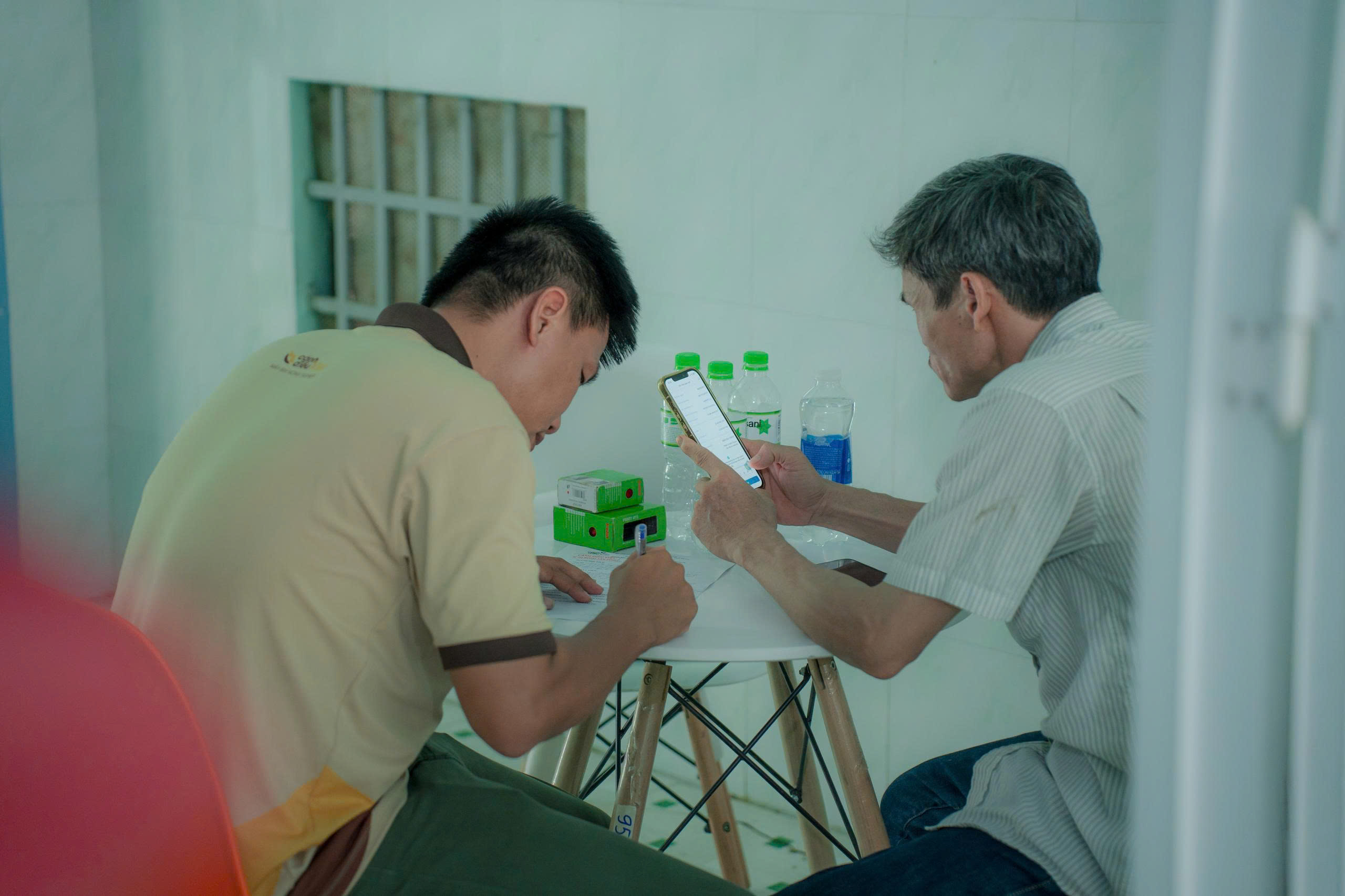 Hoàn tất hồ sơ