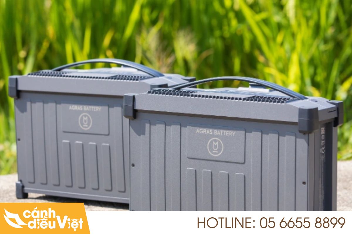 Cách sử dụng pin máy bay xịt thuốc DJI T20P