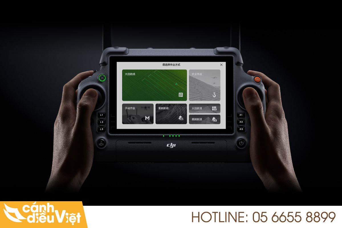 Máy Bay Phun Thuốc DJI Agras T100 23 Điều khiển từ xa thông minh