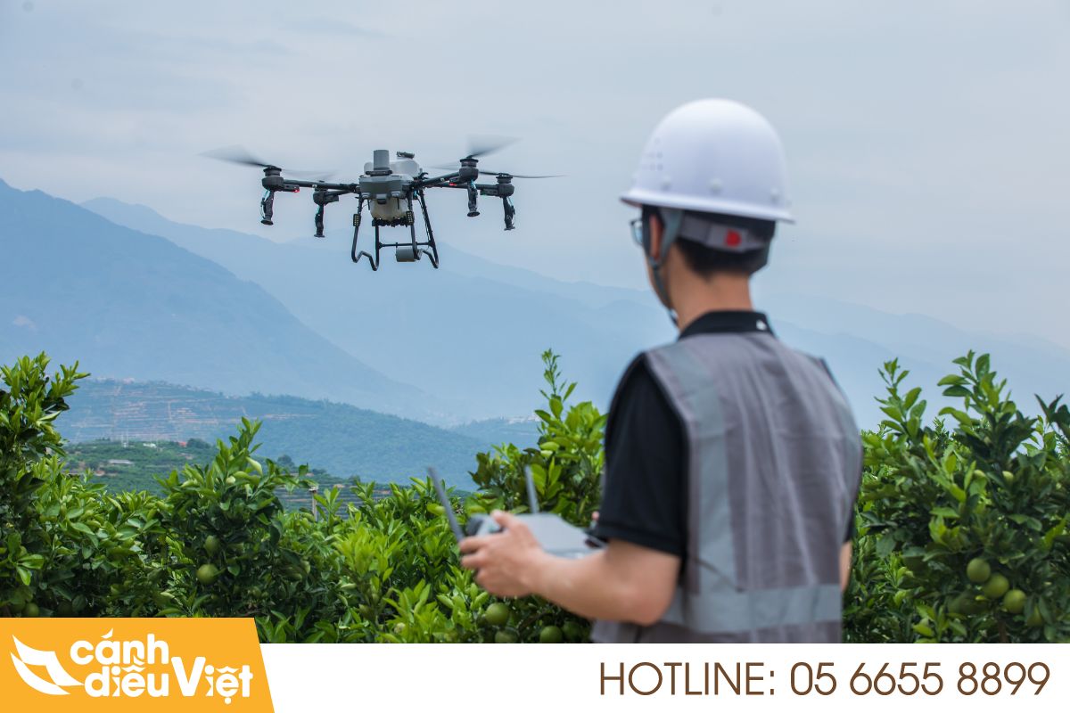 Hướng Dẫn Sử Dụng DJI Agras T25P Cho Người Mới 8 Hạ cánh kiểm tra sau bay và vệ sinh dji t25p