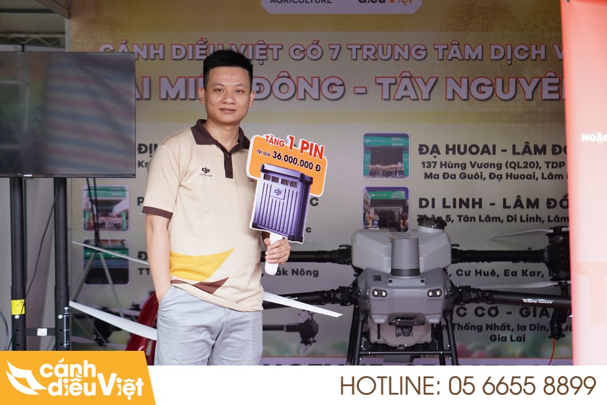 Giá máy bay phun thuốc DJI T50 là bao nhiêu? Mới nhất 4 giá máy bay phun thuốc dji agras t50