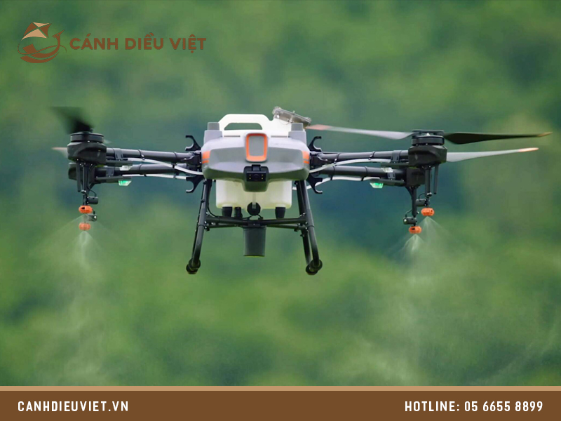 DJI Agras T10 Thiết kế nhỏ gọn và thuận tiện DJI Agras T10 Thiết kế nhỏ gọn và thuận tiện